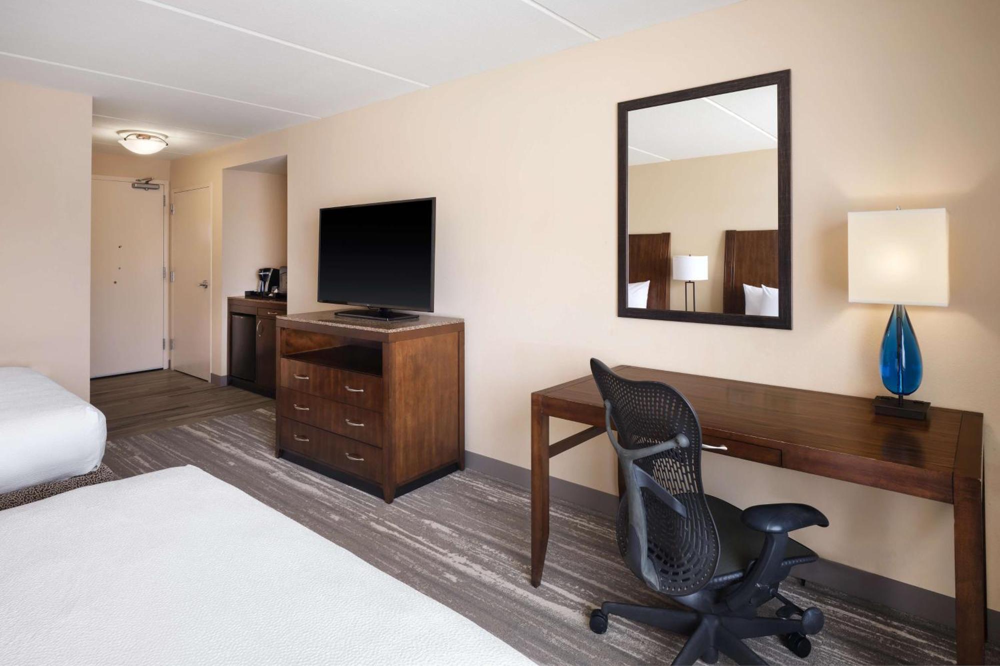 Hilton Garden Inn Houston/Bush Intercontinental Airport Exterior foto